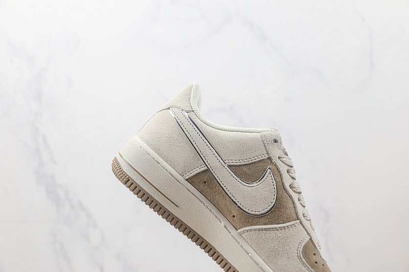 Nike Air Force 1 Low "Silver Swoosh/Gray/Brown" фото № 3