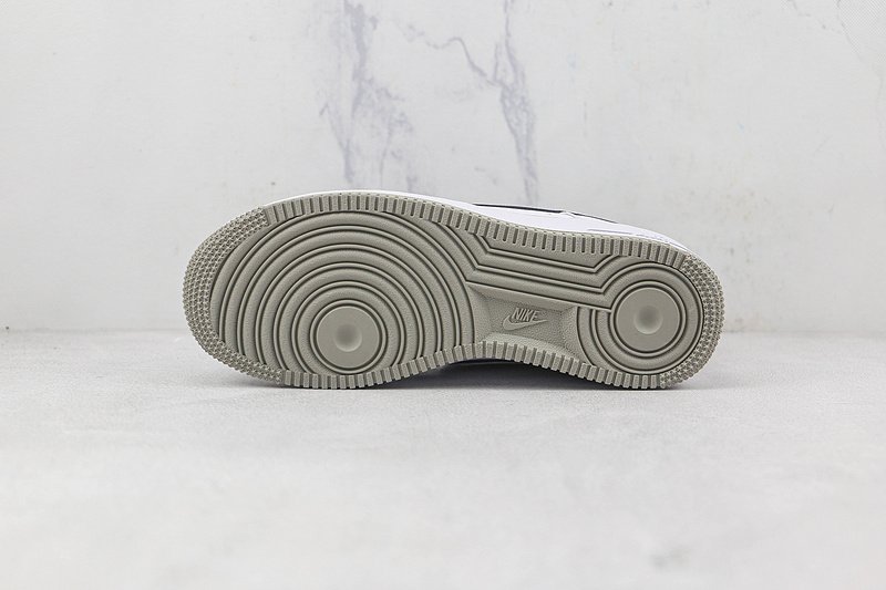 Nike Air Force 1 Low "Four Horsemen" фото № 8