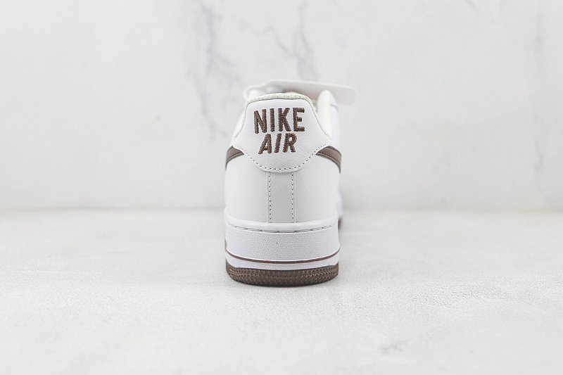 Nike Air Force 1 Low "Color of the Month White/Chocolate" фото № 9
