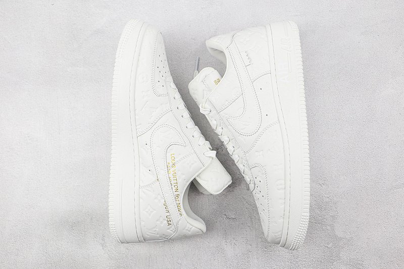 Louis Vuitton x Nike Air Force 1 Low "Triple White" фото № 6
