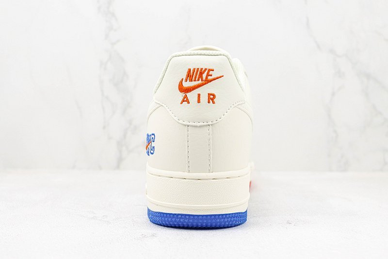 Nike Air Force 1 07 Low "Essential NYC" фото № 9