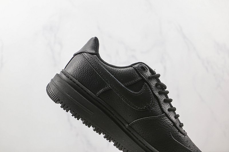 Nike Air Force 1 Low "Luxe Black" фото № 4