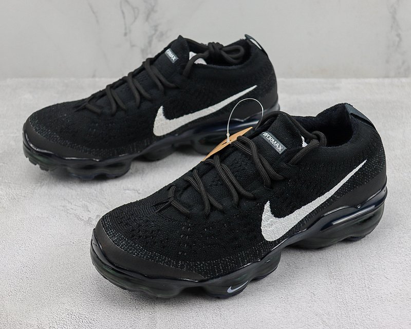Nike Air VaporMax 2023 Flyknit "Black/White" фото № 5