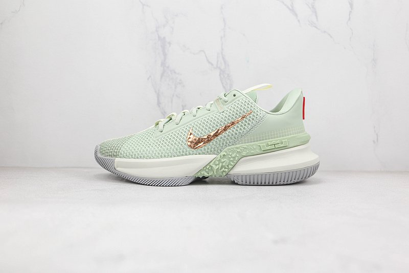 Nike LeBron Ambassador 13 "Empire Jade" фото № 2