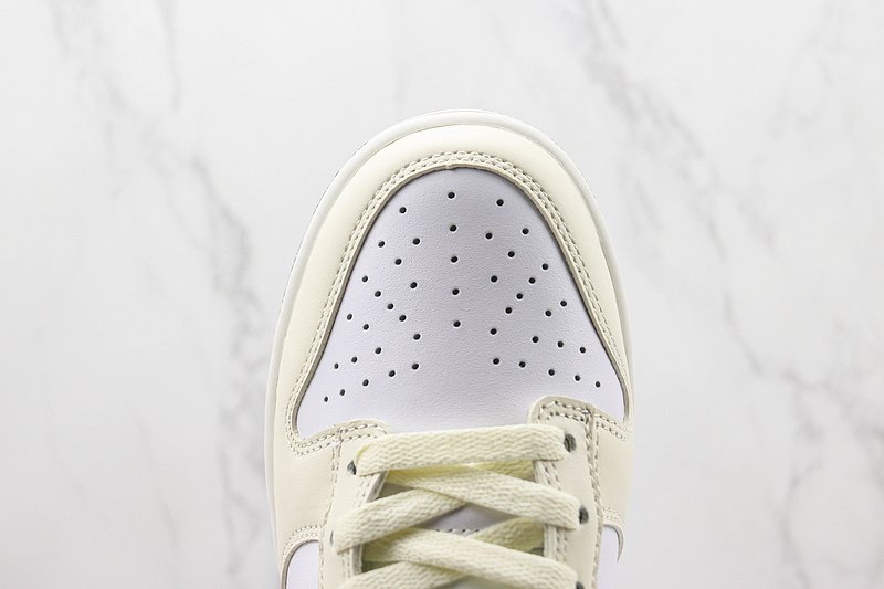 Nike Dunk Low "Light Yellow/White" фото № 3