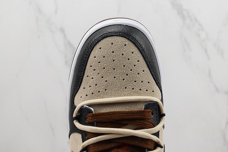 Nike Dunk Low "Brown, Black, Сoconut milk" фото № 3