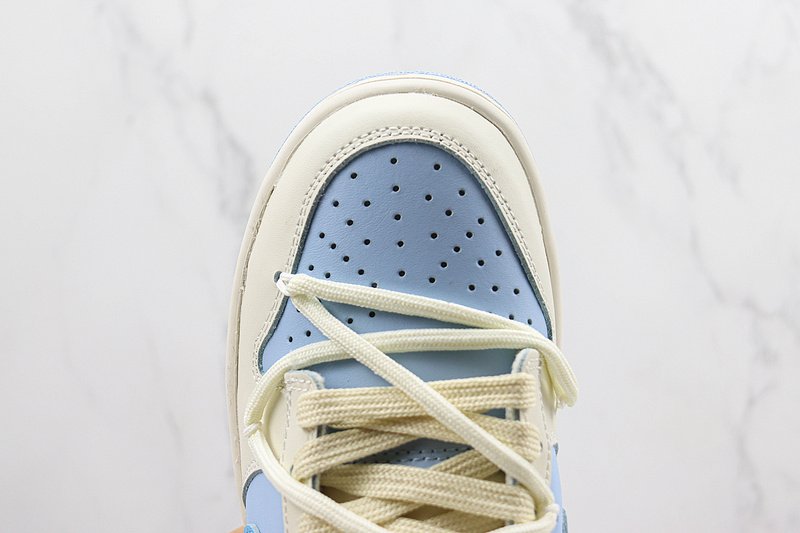 Nike SB Dunk Low "White/Blue" фото № 3
