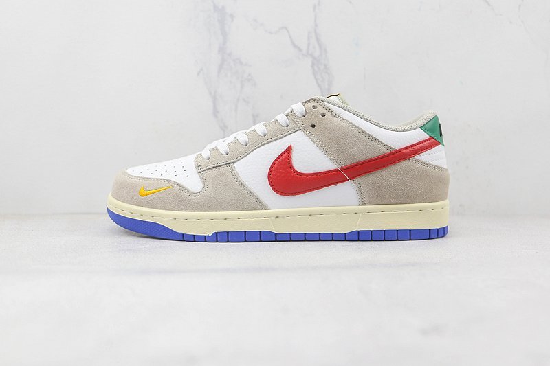 Nike SB Dunk Low "Beige/Red/Light Grey" фото № 2