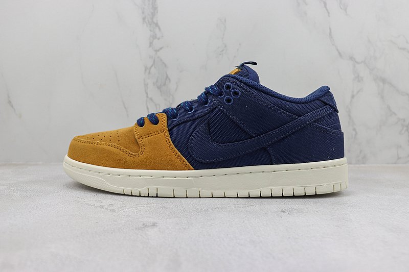 Nike SB Dunk Low "Pro PRM 90s Backpack" фото № 2