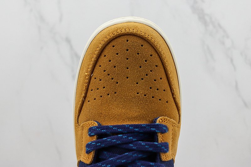 Nike SB Dunk Low "Pro PRM 90s Backpack" фото № 3