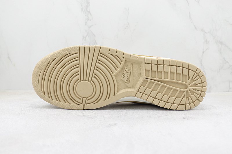 Nike Dunk Low "Phantom Metallic Gold" фото № 8