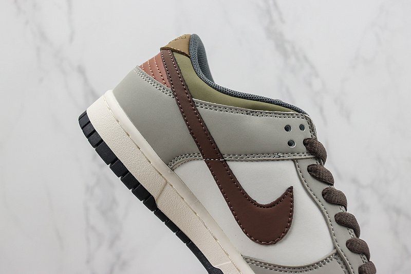 Otomo Katsuhiro x Nike SB Dunk Low "Grey/Brown/Green" фото № 4