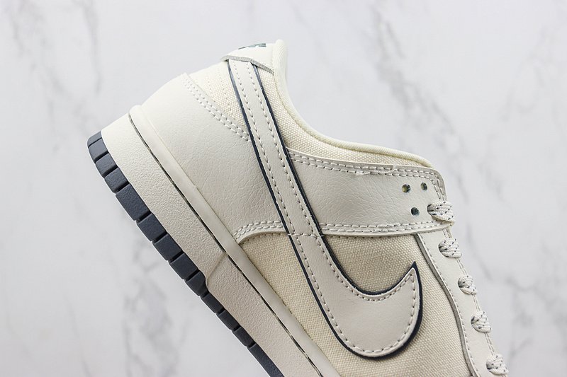 Nike SB Dunk Low "TS Sail Grey/White" фото № 3