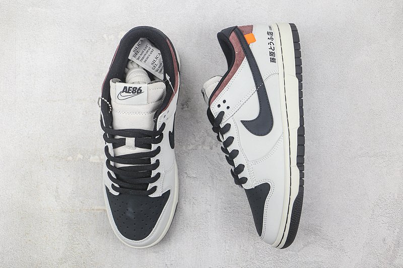 Initial D x Nike SB Dunk Low "Toyota" фото № 7