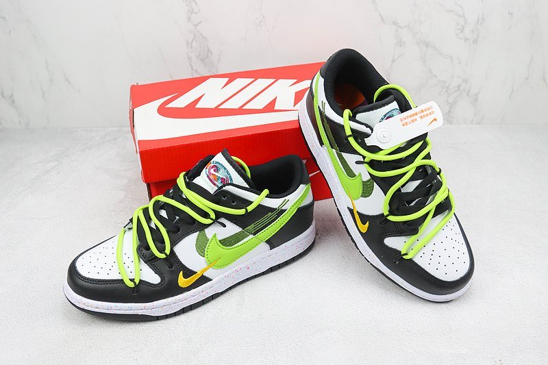 Nike Dunk Low Custom "Multiple Swooshes/Green" фото № 7