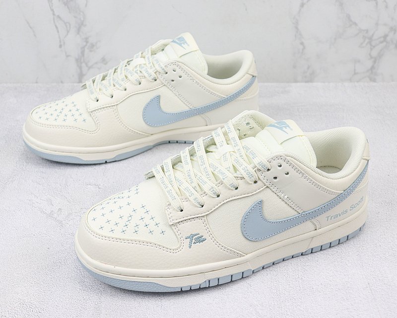 Travis Scott x Nike Dunk Low "Cream White/Light Blue" фото № 5