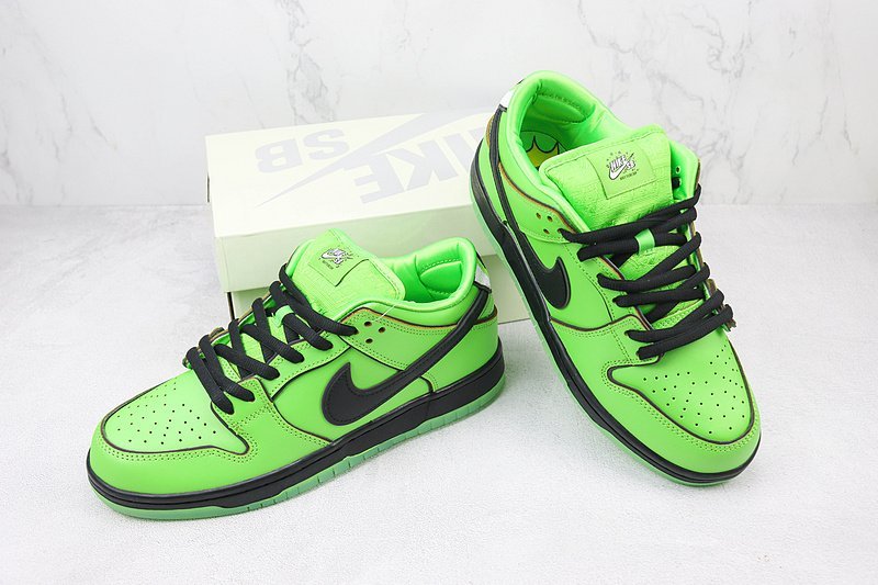 The Powerpuff Girls x Nike Dunk Low "Buttercup" фото № 7