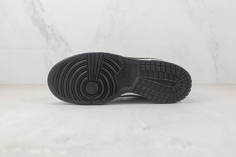 Nike SB Dunk Low "Light Bone Sole" фото № 8