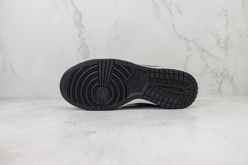 Nike Dunk Low "White/Black/Mocha" фото № 8