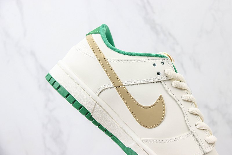 A Bathing Ape x Nike Dunk Low "Cream/Lawn Green/Mini Swoosh" фото № 3