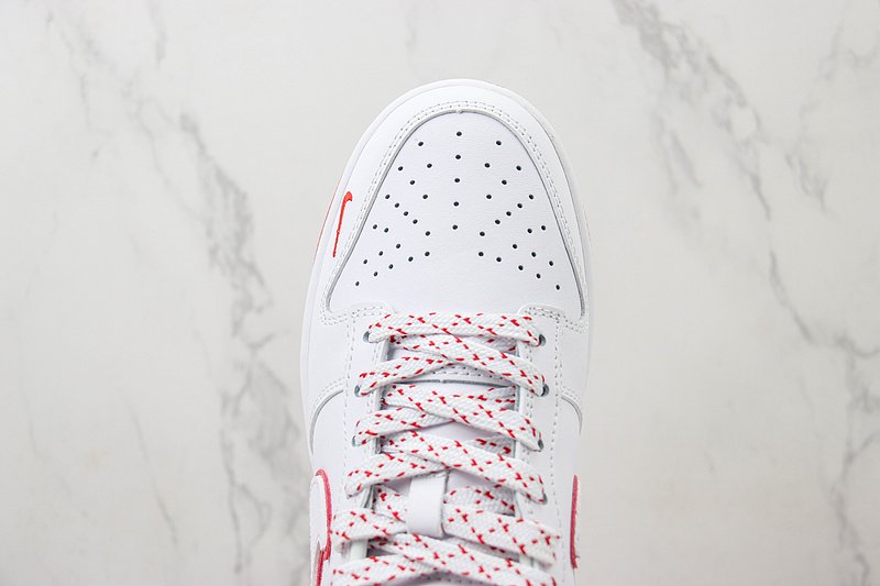 Supreme x Nike Dunk Low "Spring Summer 2024" фото № 4