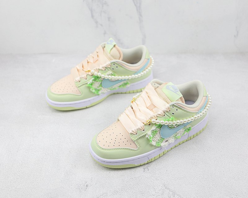 Nike Dunk Low "Light Green Emerald" фото № 5