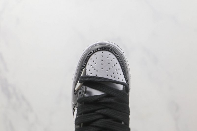 Nike Dunk Low Disrupt 2 "Panda" фото № 4