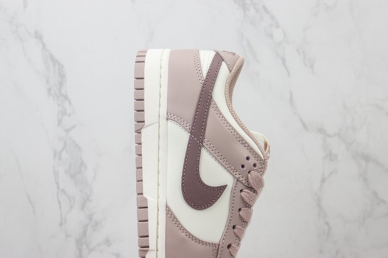 Nike Dunk Low "Dusty Mink/Cream White" фото № 3