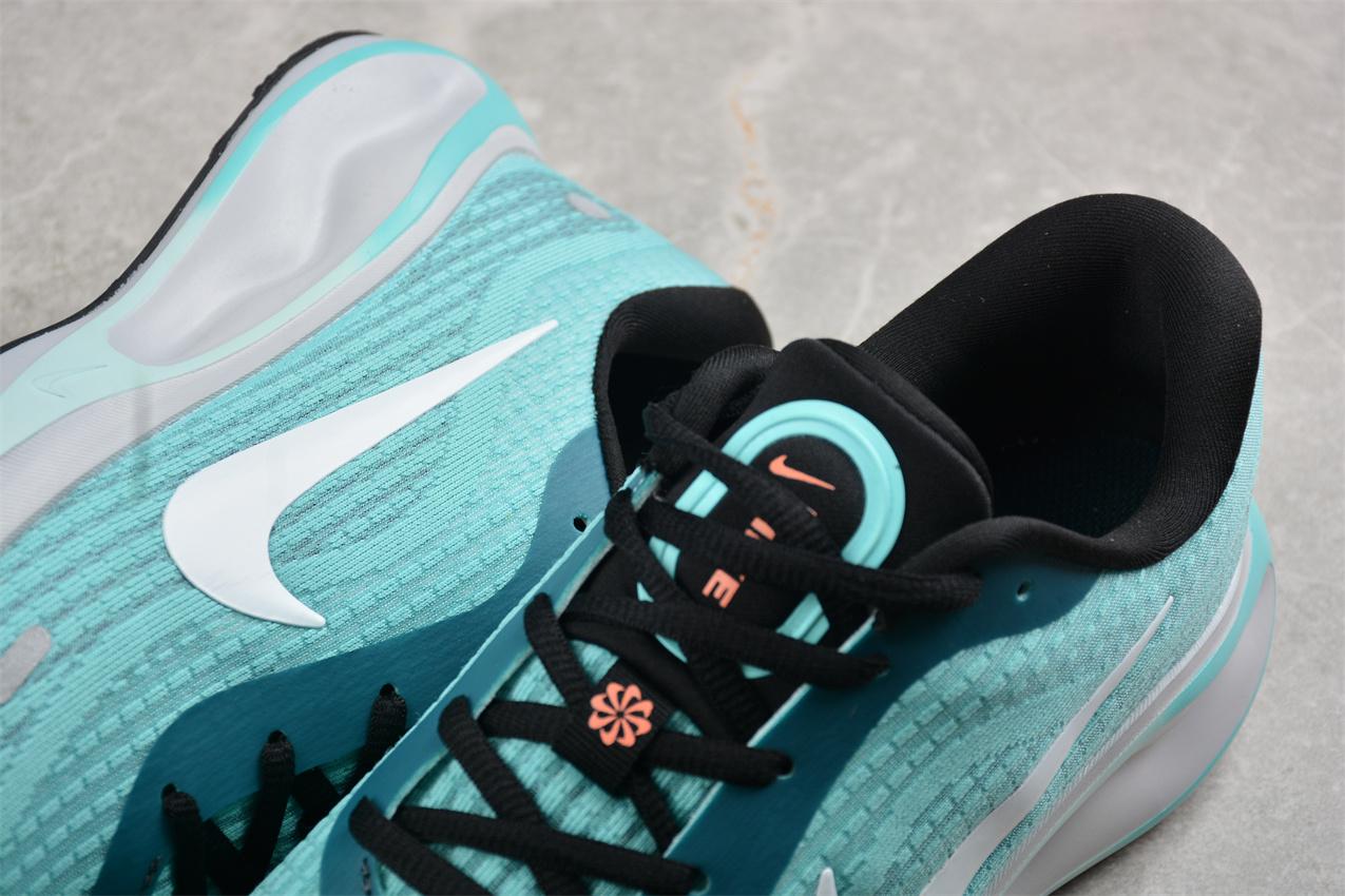 Nike Journey Run "Green Frost" фото № 8