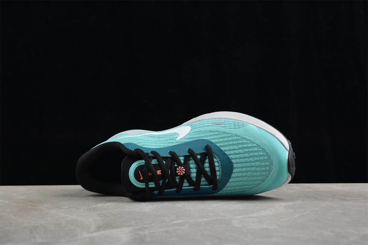 Nike Journey Run "Green Frost" фото № 3