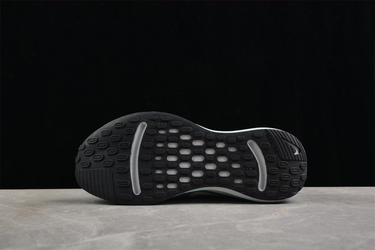 Nike Journey Run "Green Frost" фото № 4