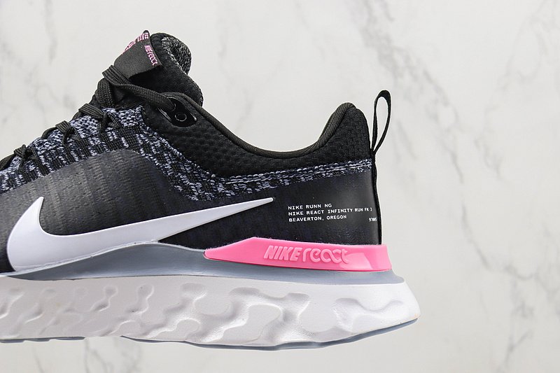 Nike React Infinity Run Flyknit 3 "Black Football Grey Pink" фото № 4