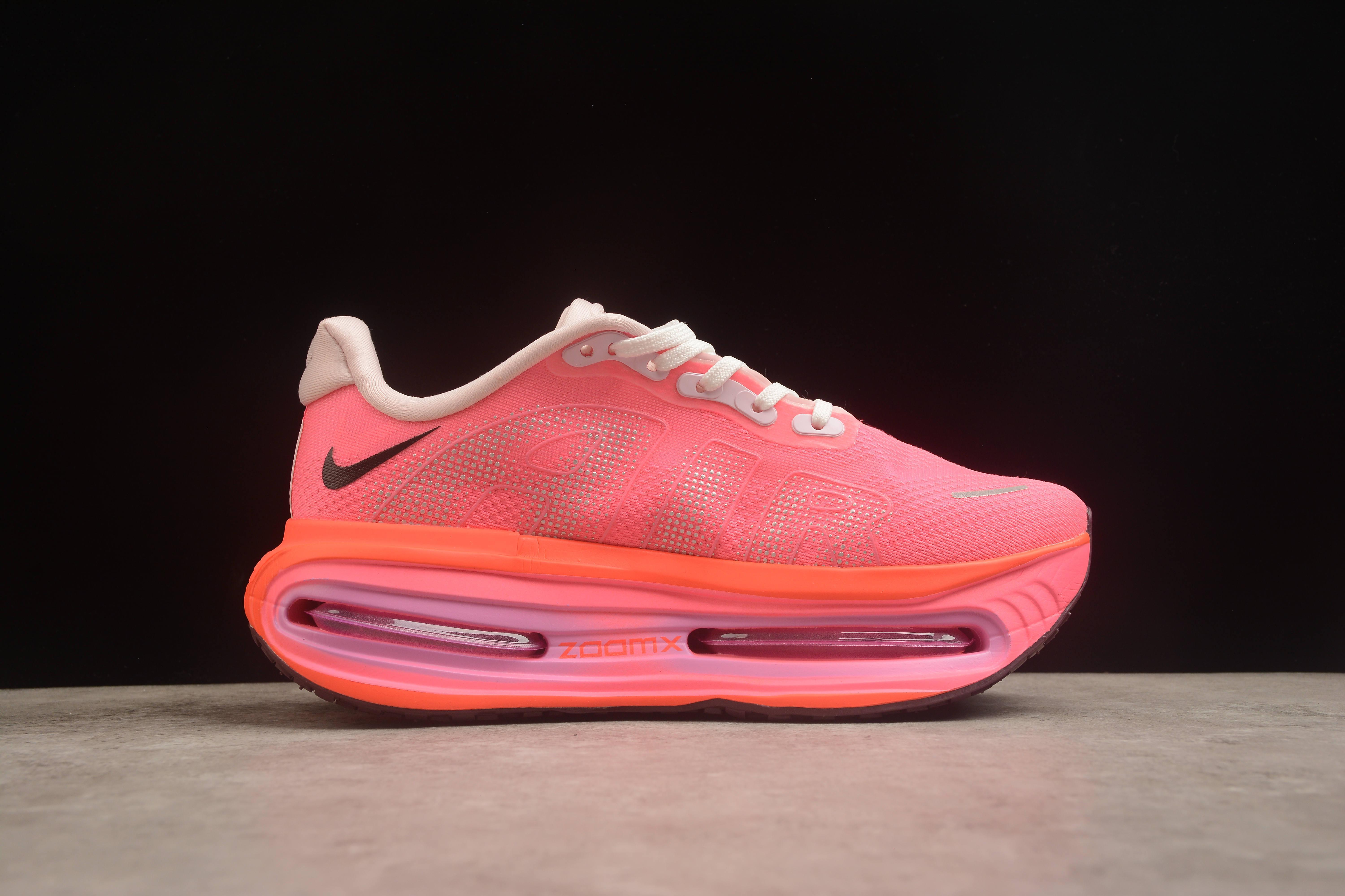Nike Vomero Premium "Fierce Pink/Hyper Crimson" фото № 7