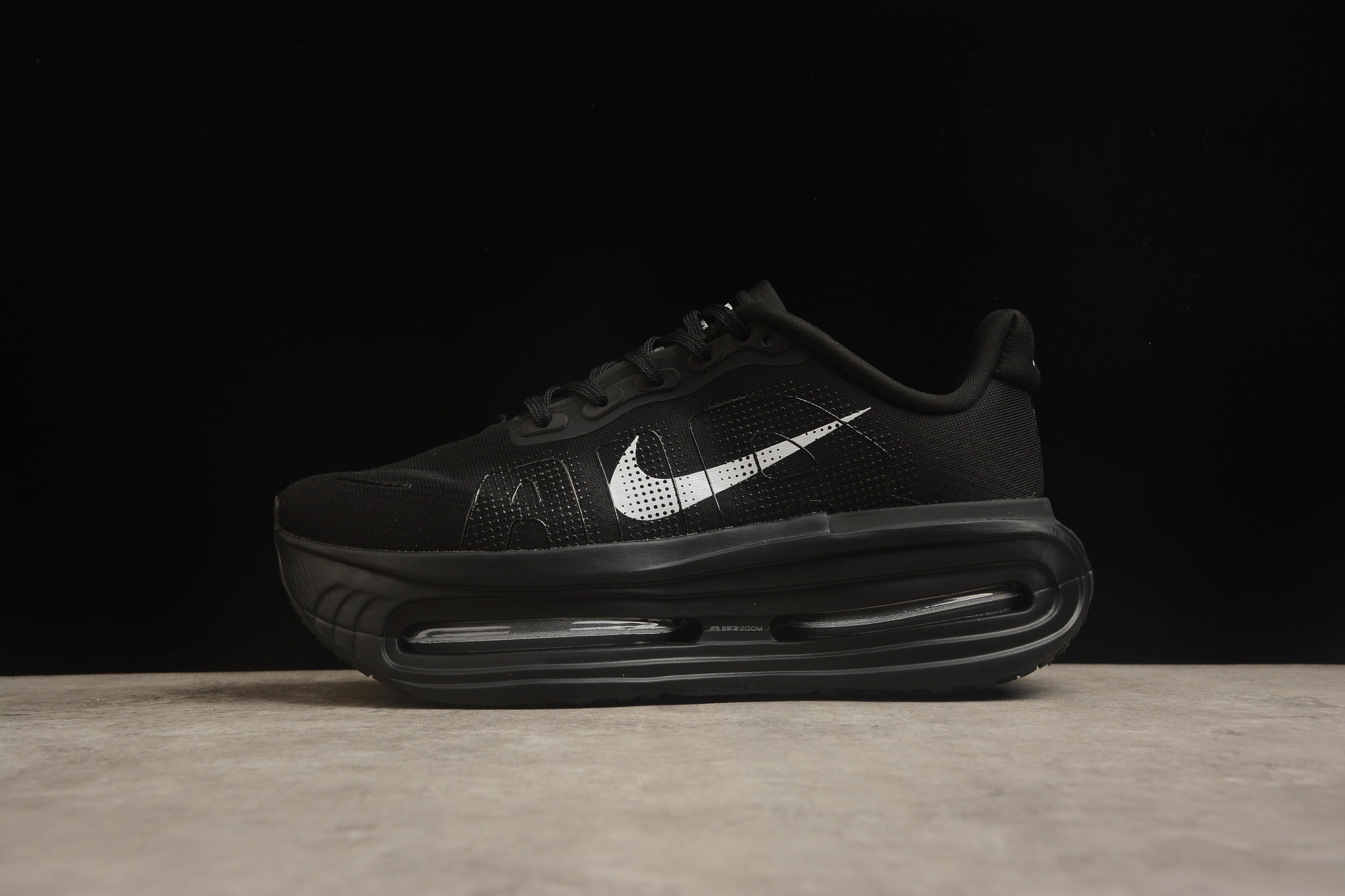 Nike Vomero Premium "Triple Black" фото № 2