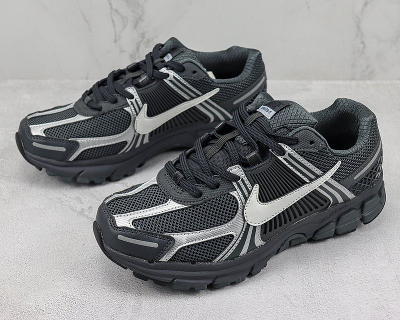 Nike Zoom Vomero 5 "Anthracite/White" фото № 5