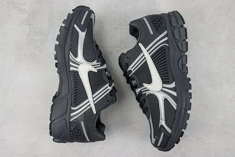 Nike Zoom Vomero 5 "Anthracite/White" фото № 6