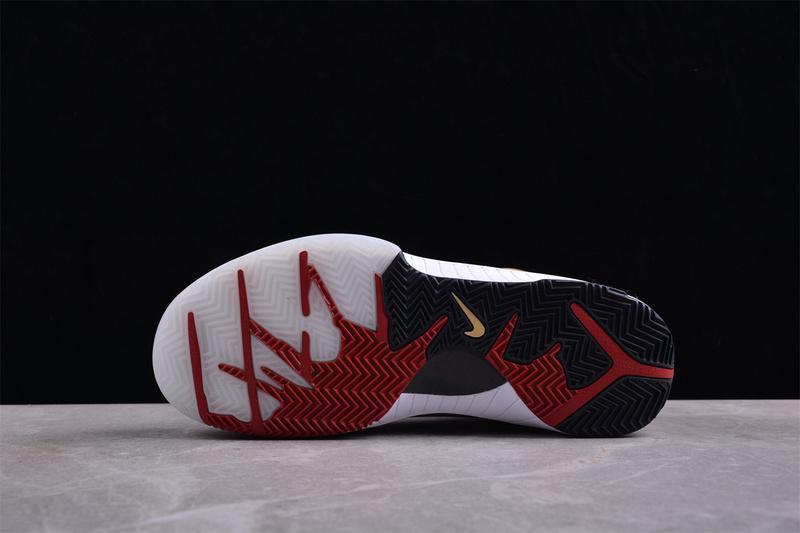 Nike Zoom Kobe 4 Protro "Gold Medal" фото № 4