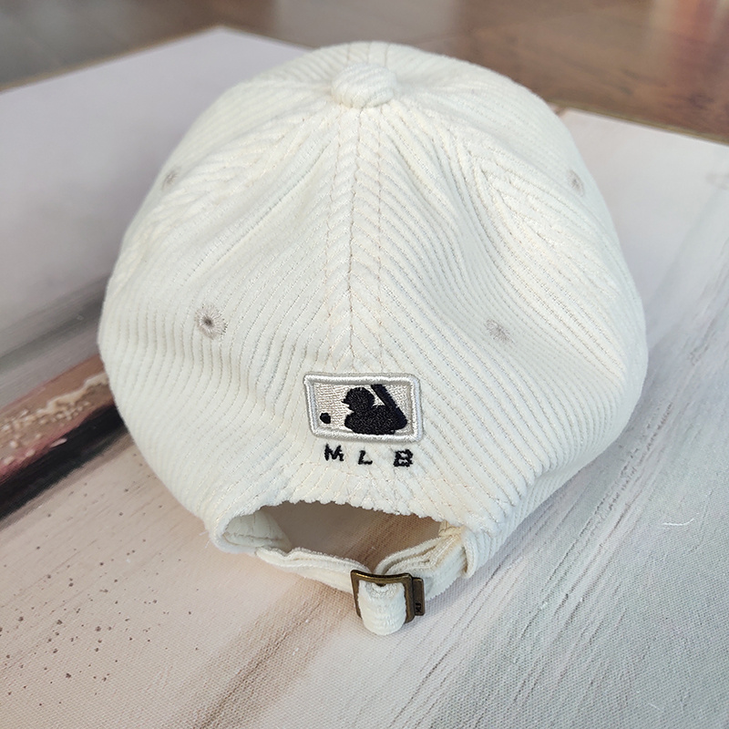 Кепка MLB With Brand Logo "White" фото № 8