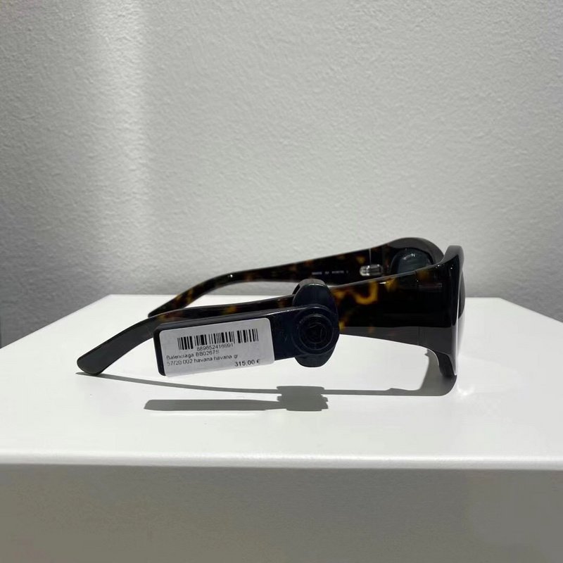 Солнцезащитные очки Balenciaga Round Shaped And One Side Inscription "Brown/Yellow" фото № 3