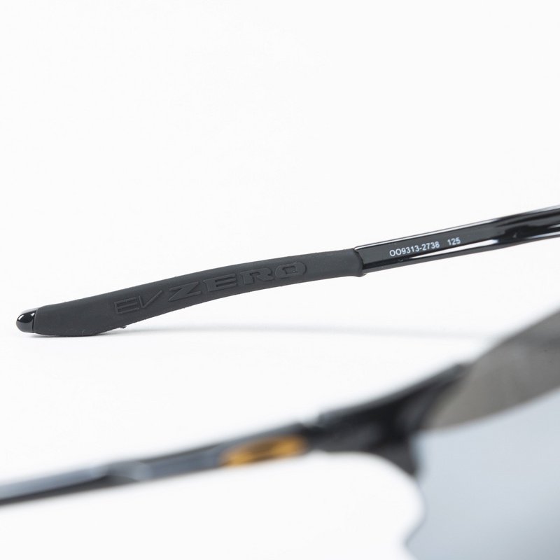 Солнцезащитные очки Oakley Wide Frame With Small Logo "Gray" фото № 5