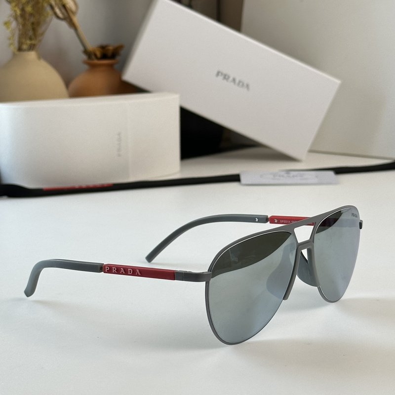 Солнцезащитные очки Prada Thin Frame With Gold Logo Inscription "Gray" фото № 2