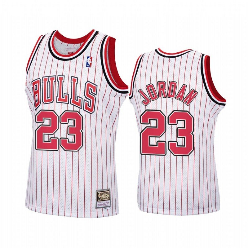 Баскетбольная Джерси Mitchell And Ness Chicago Bulls №23 Michael Jordan "White/Red" фото № 2