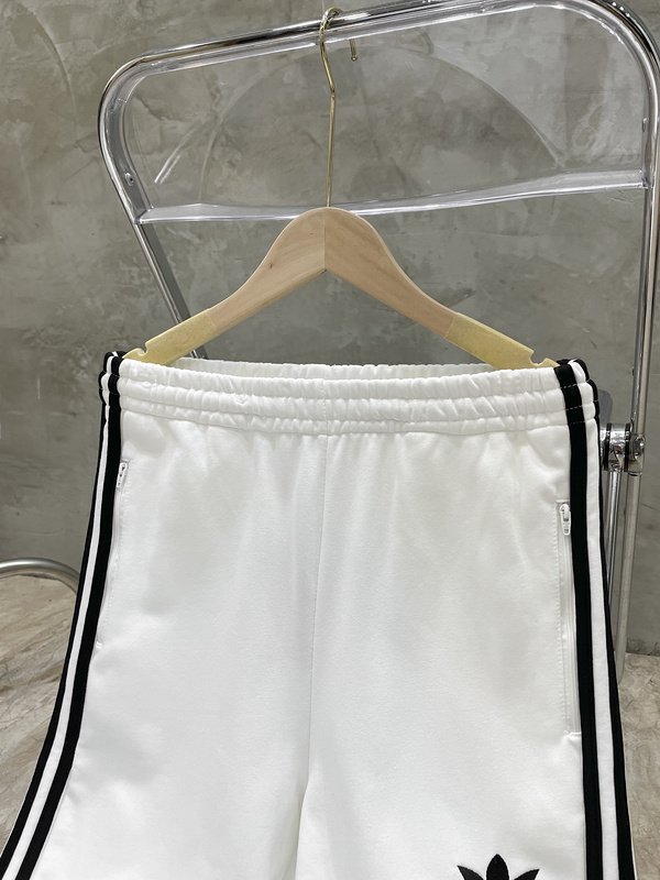 Штаны Balenciaga X Adidas With Stripes On The Sides "White" фото № 7
