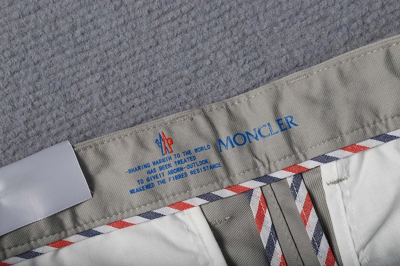 Штаны Moncler Sharing To The World "Gray" фото № 2