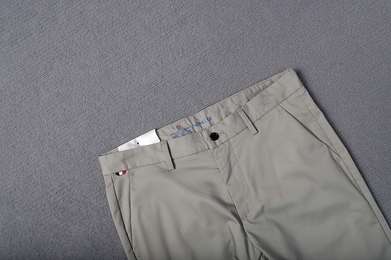 Штаны Moncler Sharing To The World "Gray" фото № 3