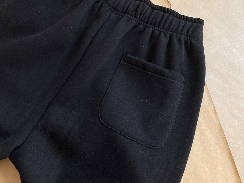 Спортивные штаны Stussy Vertical Wide Inscription "Black" фото № 8