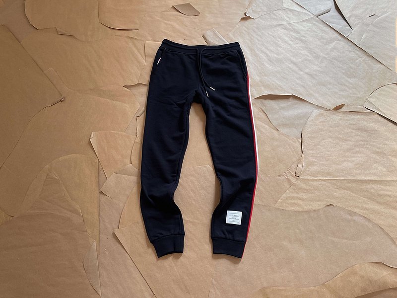 Штаны Thom Browne Stitched Note "Black" фото № 6