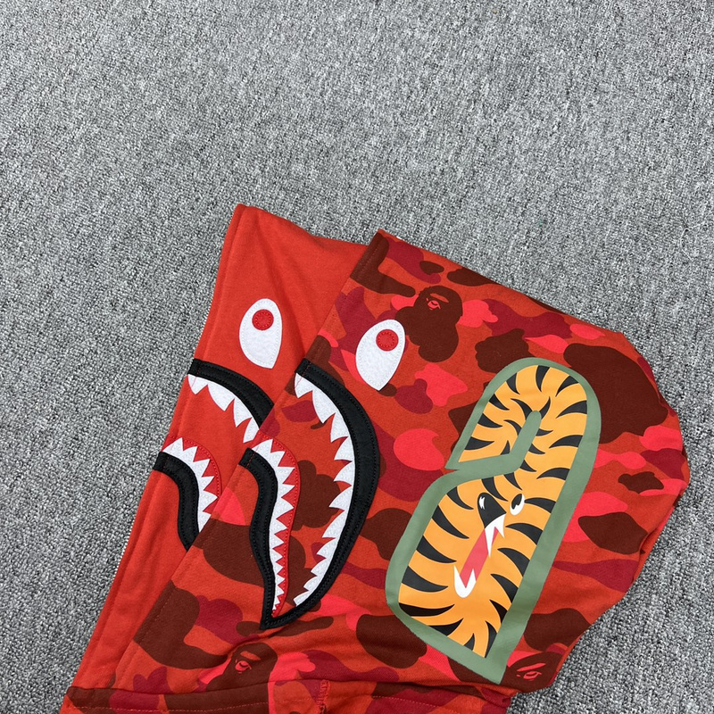 Худи A Bathing Ape Shark Hood "Red" фото № 3
