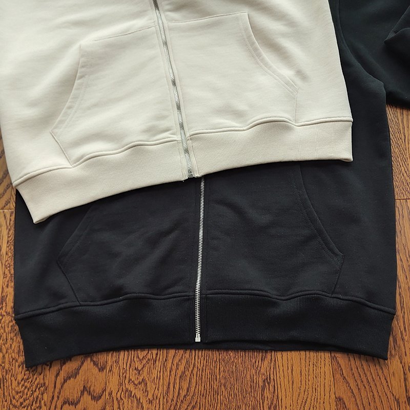 Худи Amiri Cotton With Red Logo ZIP "Black" фото № 3