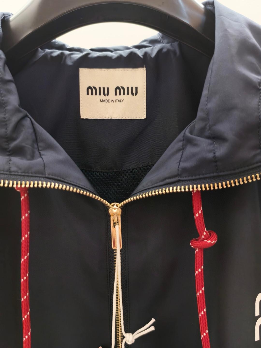 Куртка Miu Miu White Frontside Logotype Miu Miu "Black" фото № 5